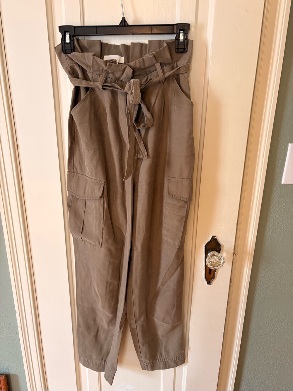 High-Waist Paperbag Cargo Pants - Taupe